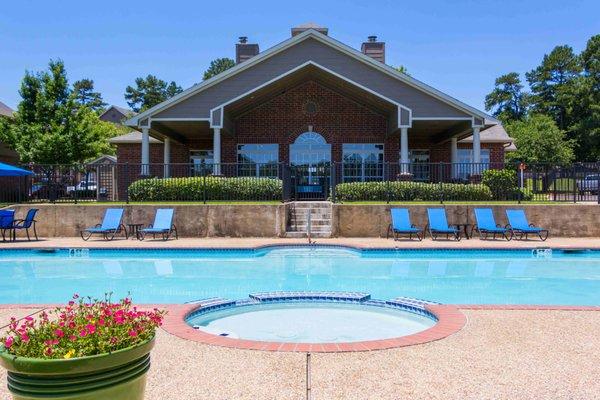 Summer Brook apartments in Longview, Texas.