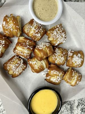 Pretzel Bites