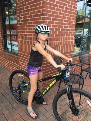 Spencer's picking out her new bike!