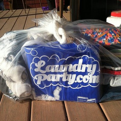 Laundry Party. Wash Dry Fold. Laundry Service. LaundryParty.com