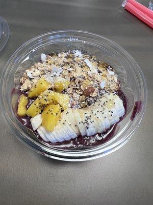 Acai bowl