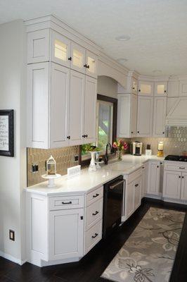 White pinstripe glazed kitchen.