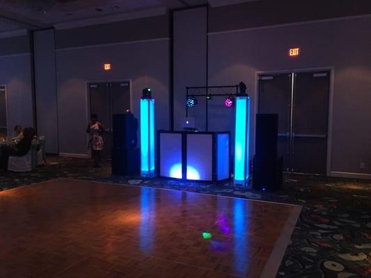 Experience the difference with Palm Beach Party DJ!