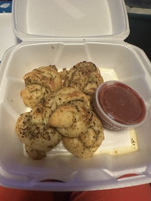 Garlic knots