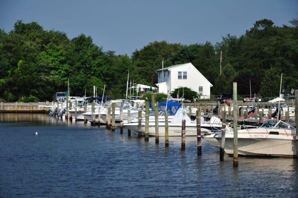 Bakers Basin Marina offers over 120 slips for boats up to 50 feet. Located in Waretown New Jersey