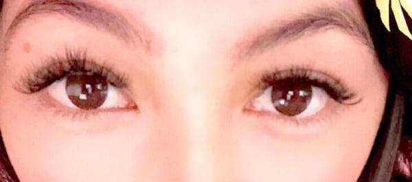 First time trying flare eyelash extensions ! Process was only around 30 minutes and it turned out great ~