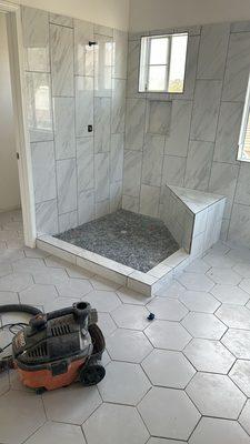 Complete shower