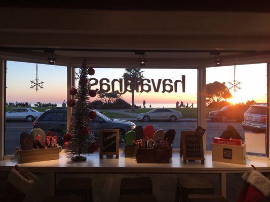 Another amazing sunset in Havaianas Laguna Beach store.