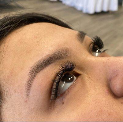 Eyebrow threading, tinting & cluster lashes