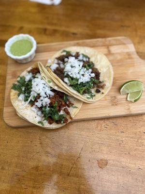 Taco de asada Taco de al Pastor