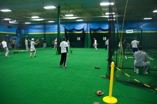 Baseball Fields, Softball Fields, Batting cages, Synthetic Turf, Artificial Turf, AstroTurf, Putting green, fake grass, Lawn and landscape