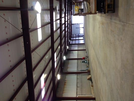 ighbayy light fixtures install at warehouse