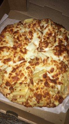 Mac and Cheese Pie