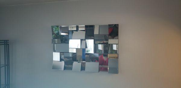 Mirrored picture frame