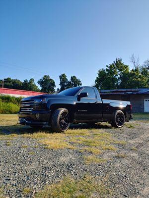 Wash and polish for this z71 Silverado