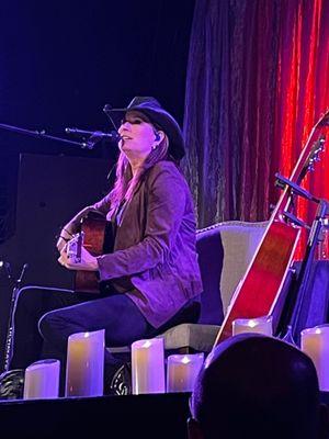 Terri Clark, the best country singer ever!