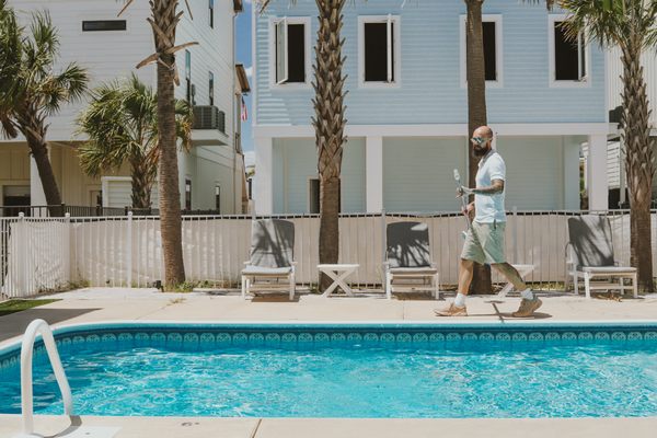 Gemini Pool Cleaning