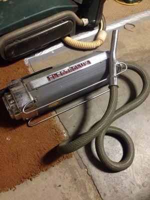 One of the best vacuums!  They don't make 'em like this any more.