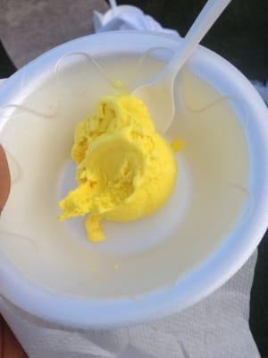 Lemon flavored custard scoop