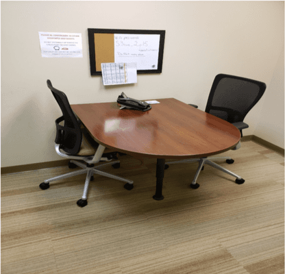 Huddle Room Task Chairs and Table