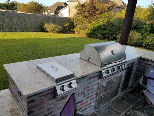 Colonial Cream outdoor kitchen