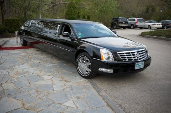 10 Pax Cadillac Stretch Limousine