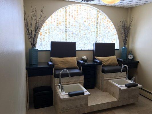 Enjoy a pedicure here with a friend!