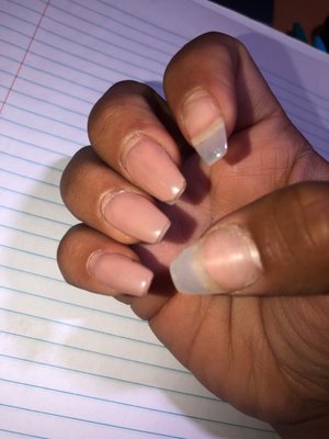 I went last week on Tuesday 09/29. I have a week with these nails and this is how they look!