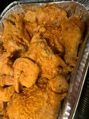 Crispy, tasty, and fresh fried chicken!