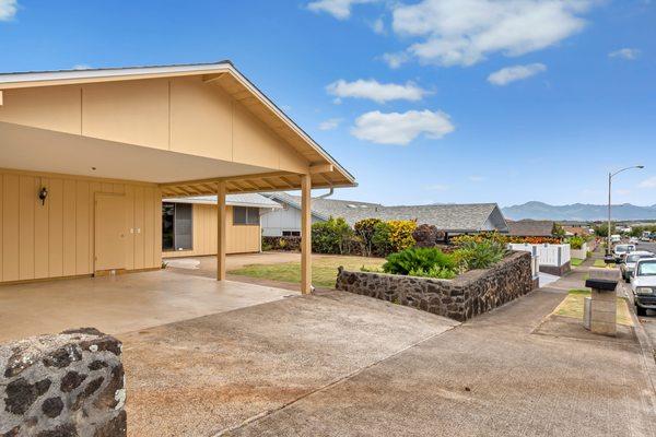 SOLD - Pearl City Upper