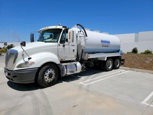 Our fleet of pump trucks is always kept in top condition, and we use newer, well-maintained equipment and quality parts on every job.