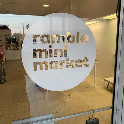 Ramble Mini Market Logo.