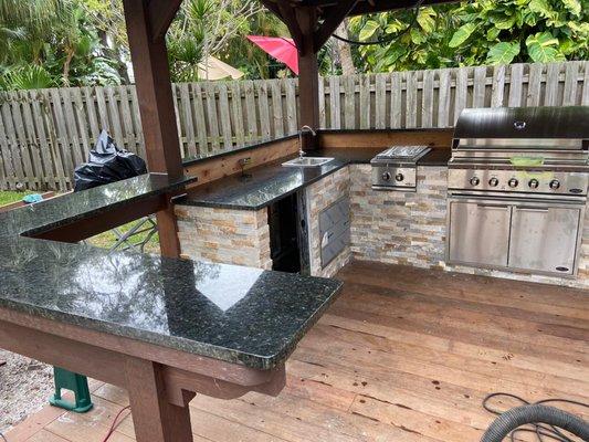 Outdoor kitchen