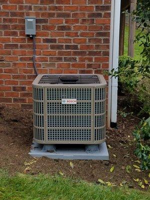 Inverter technology outdoor heat pump unit