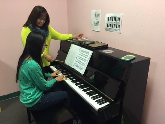 We also offer piano classes with highly experienced teachers! Call us for more information!