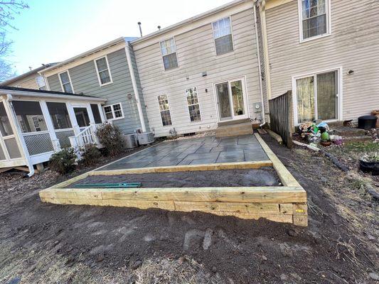 Flagstone patio