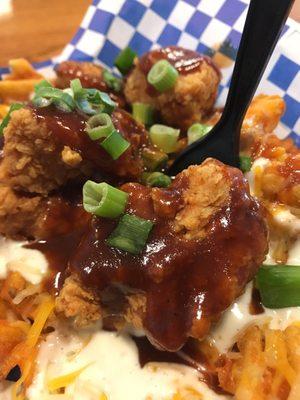 The Factory Combo Wacho: Cheddar Jack Cheese, Green Onions, Honey BBQ sauce, boneless wings.