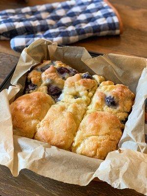 1/2 Dozen Buttermilk and Blueberry Drop Biscuits