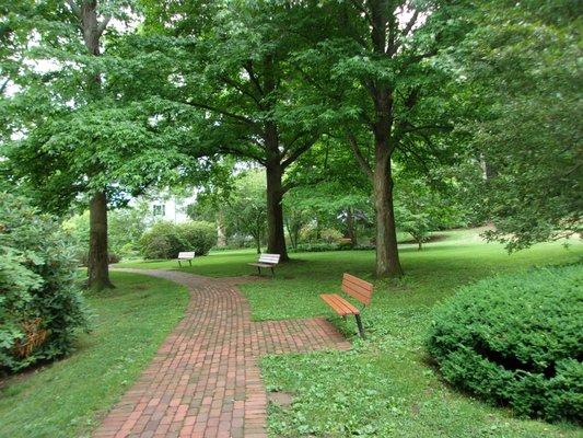 brick path circles the park