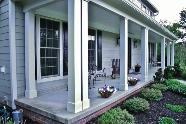 Double Columns Arctic White Trim- Ijamsville, MD