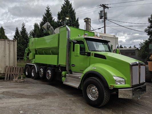 New Volumetric Mixer Truck