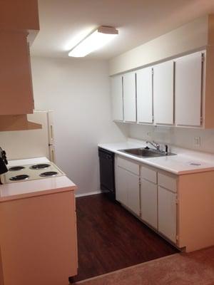 840 sq ft., 2 bedroom, kitchen