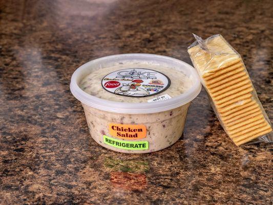 Smoked Chicken Salad
 Fresh, smoked & creamy chicken salad comes with one package of crackers.  We have 2 sizes 12oz (featured) & 16oz.