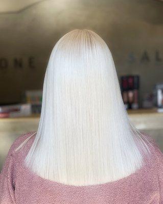 Platinum hair by Madison