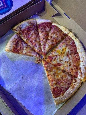 "3 cheese" pizza