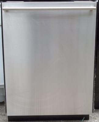 Fully serviced Bosch dishwasher with 60 day guarantee   $199.00