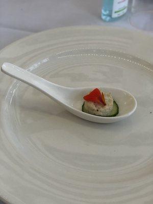 Amuse-bouche (crab)