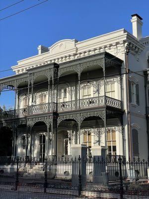 Garden District tour