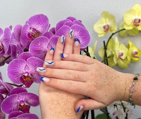 Blue acrylic nails