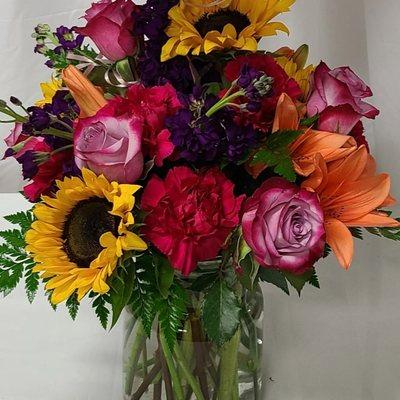 Lots of beautiful assorted Flowers!!!